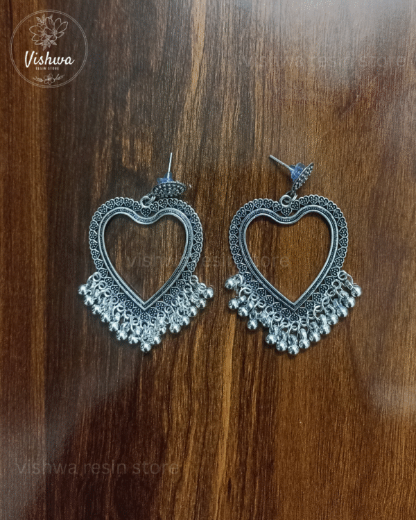 Earring Bazel / Jhumka – Heart